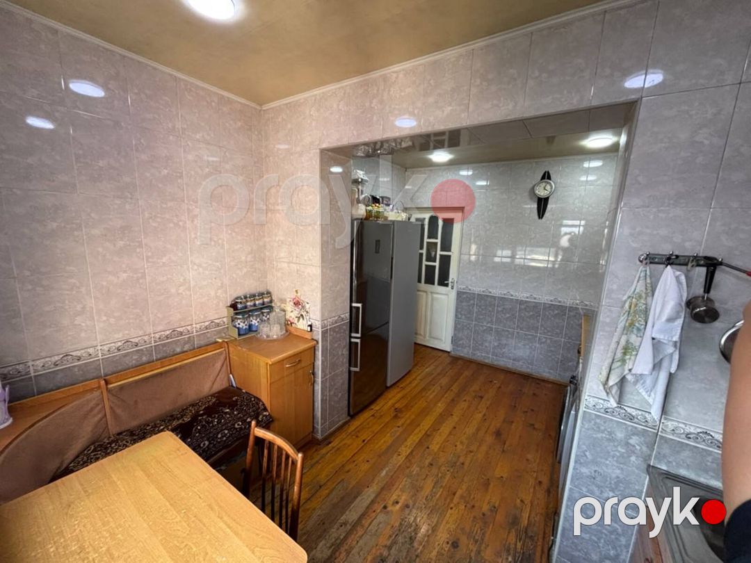 Satılır 3 otaqlı köhnə tikili 100 m² — Mənzil, Bakı (8)