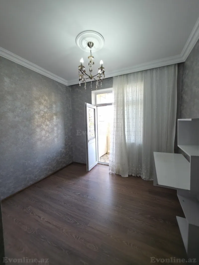 Satılır 3 otaqlı Mənzil Köhnə tikili 90 m² Bakı, Sabunçu r., Bakıxanov — Mənzil, Bakı (7)