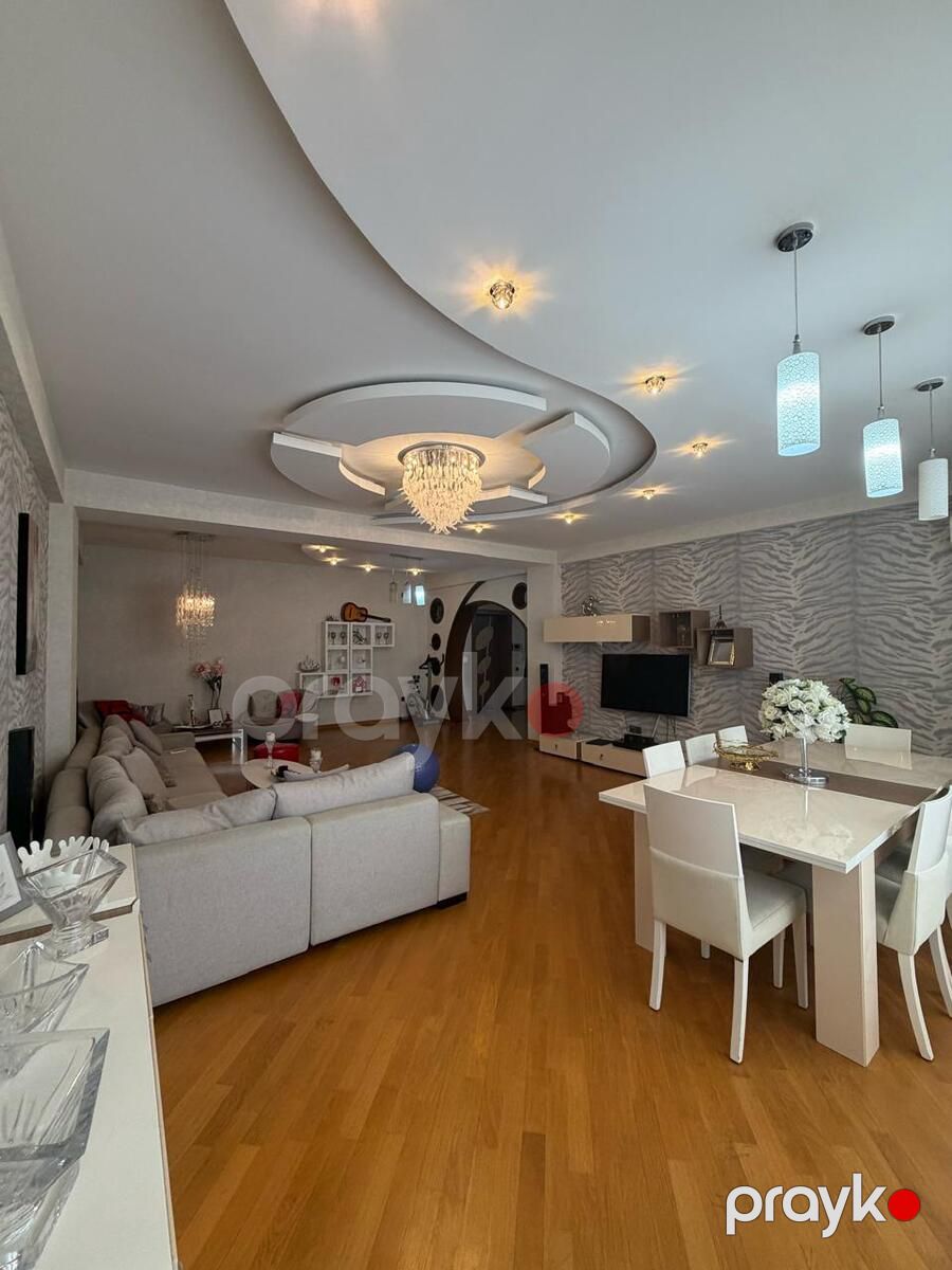 Satılır 5 otaqlı yeni tikili 202 m² — Mənzil, Bakı (2)