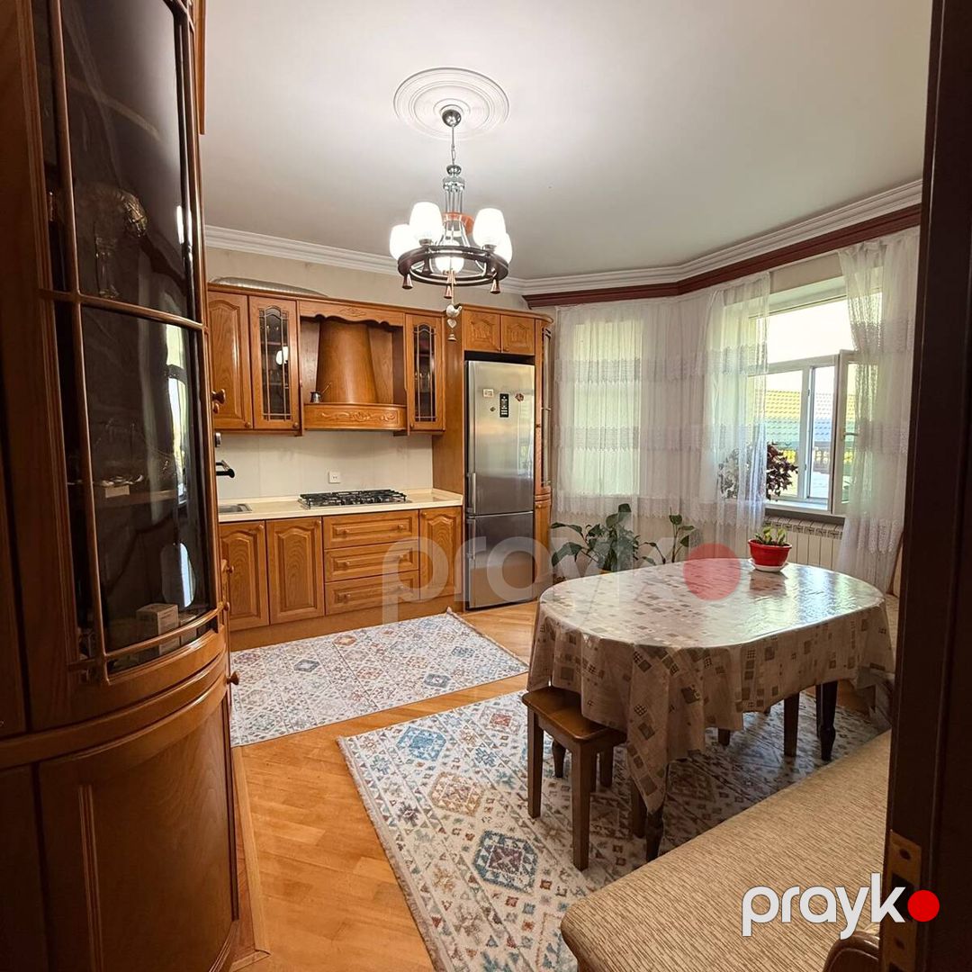 Satılır 7 otaqlı həyət evi/bağ evi 300 m² — Ev, villa, Bakı (10)