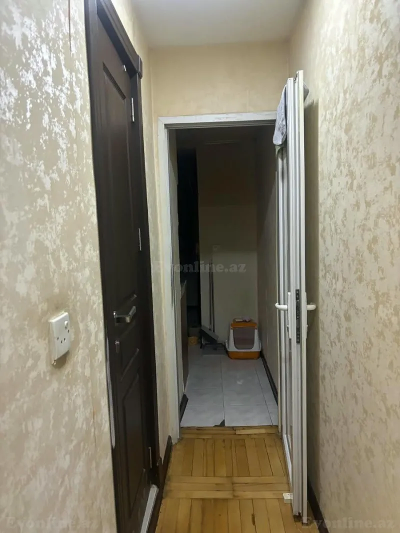 Satılır 2 otaqlı Mənzil Köhnə tikili 50 m² Bakı, Yasamal r., İnşaatçılar m — Mənzil, Bakı (6)