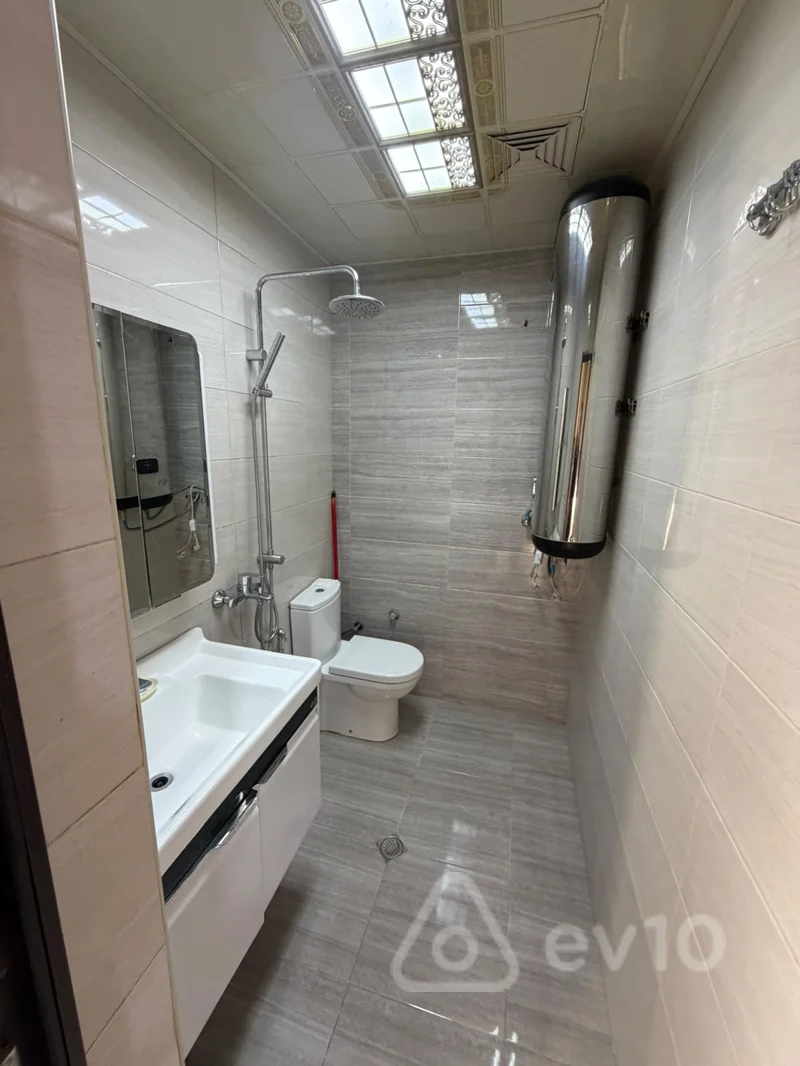 2 otaqlı həyət evi, 45 m², Nazim İsmayılov küçəsi — kirayə — Ev, villa, Bakı (5)
