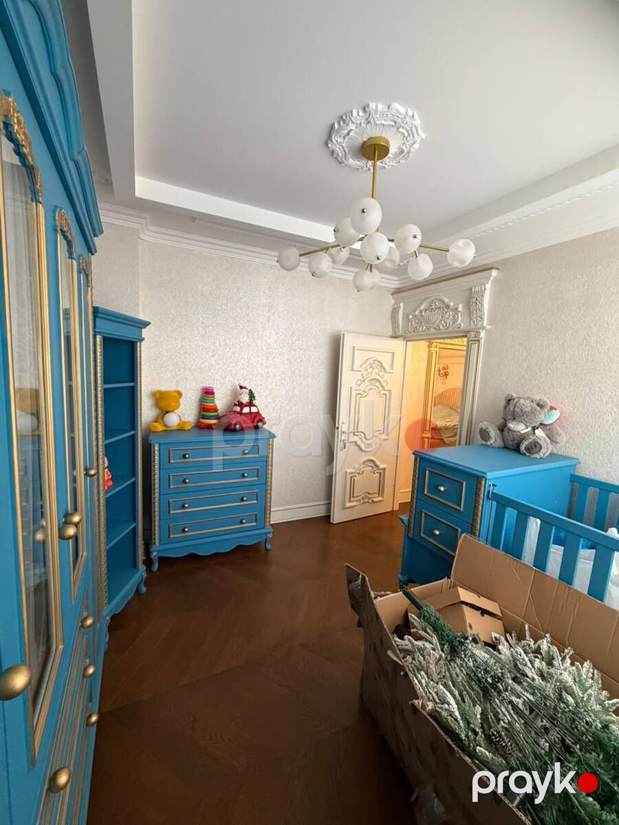 Satılır 4 otaqlı köhnə tikili 215 m² — Mənzil, Bakı (11)