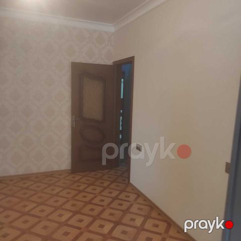 Satılır 3 otaqlı köhnə tikili 85 m² — Bakı