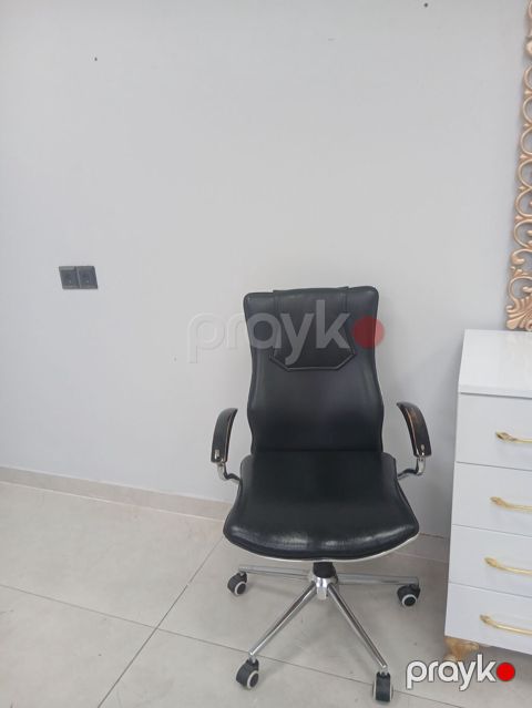 Ergonomik ofis kreslosu - Rəng: qara - Material: yumşaq ekodəri — Bakı