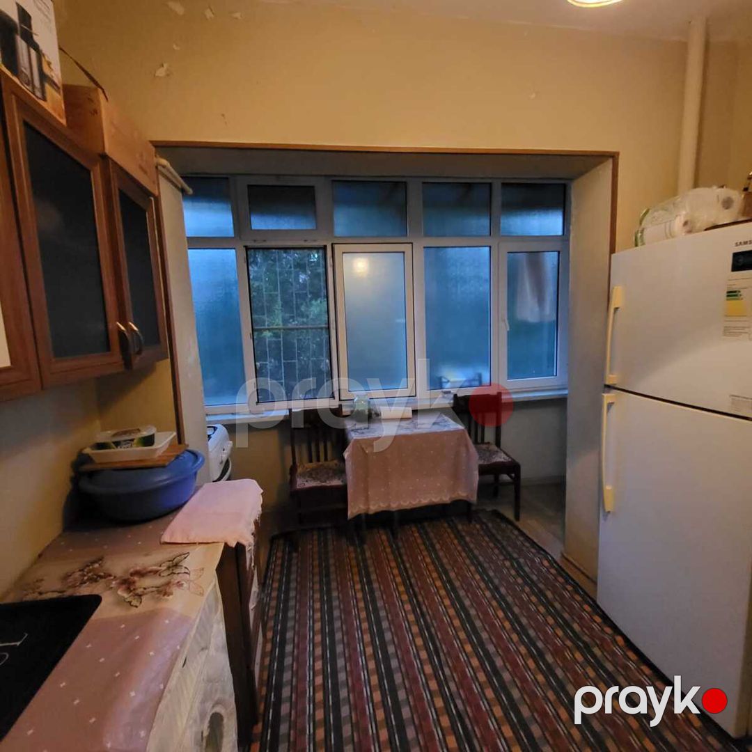 Satılır 4 otaqlı köhnə tikili 100 m² — Mənzil, Bakı (8)