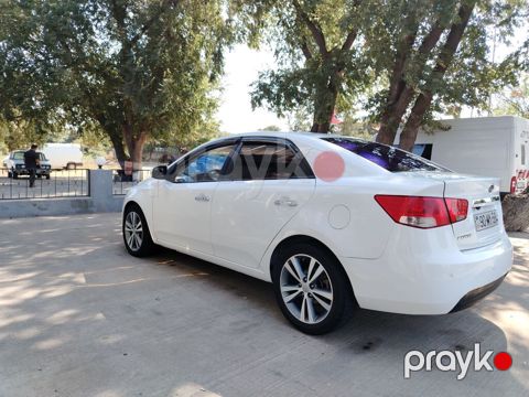 Kia Forte: 1.6 l 2011 il Sedan — Cəlilabad