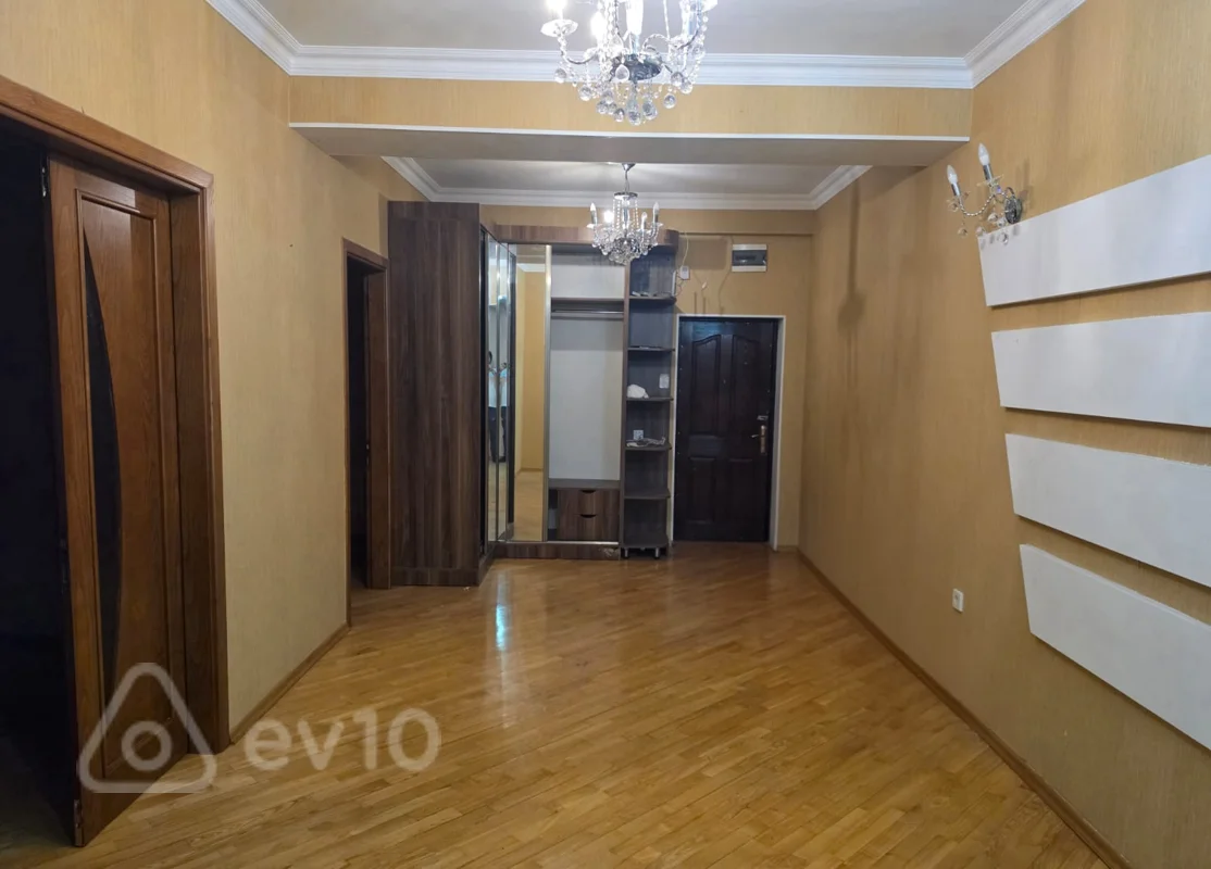3 otaqlı mənzil, 126 m², Sakit Qocayev küçəsi — kirayə — Mənzil, Bakı (9)