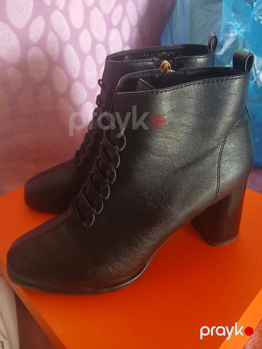 Qadınlar üçün qara dəri botilər - Model: qısa boğazlı, kvadrat — Avam, Digah (2)