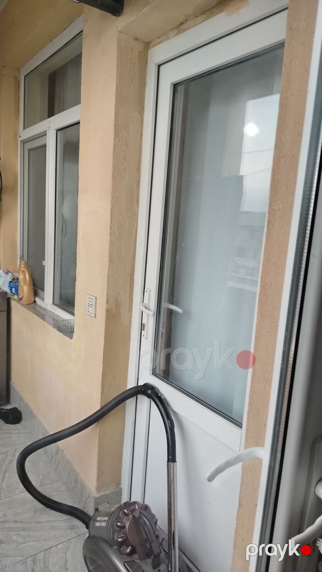 Xirdalan şəhəri tam mərkəzi pak firin restoranın üstü paltar yuyan — Mənzil, Xırdalan (3)