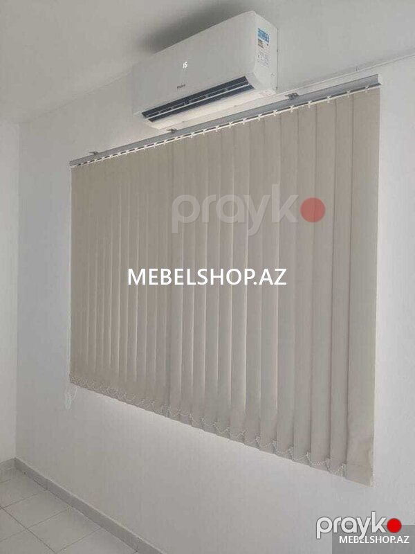 Vertikal jalüz — Pəncərələr, qapılar, balkonlar, Bakı (2)