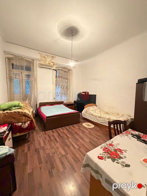 İcarəyə verilir 2 otaqlı köhnə tikili 48 m² — Bakı