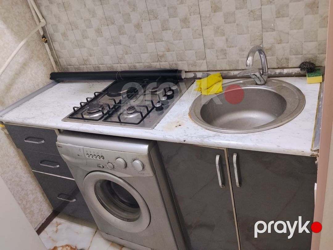 Satılır 1 otaqlı köhnə tikili 35 m² — Mənzil, Bakı (7)