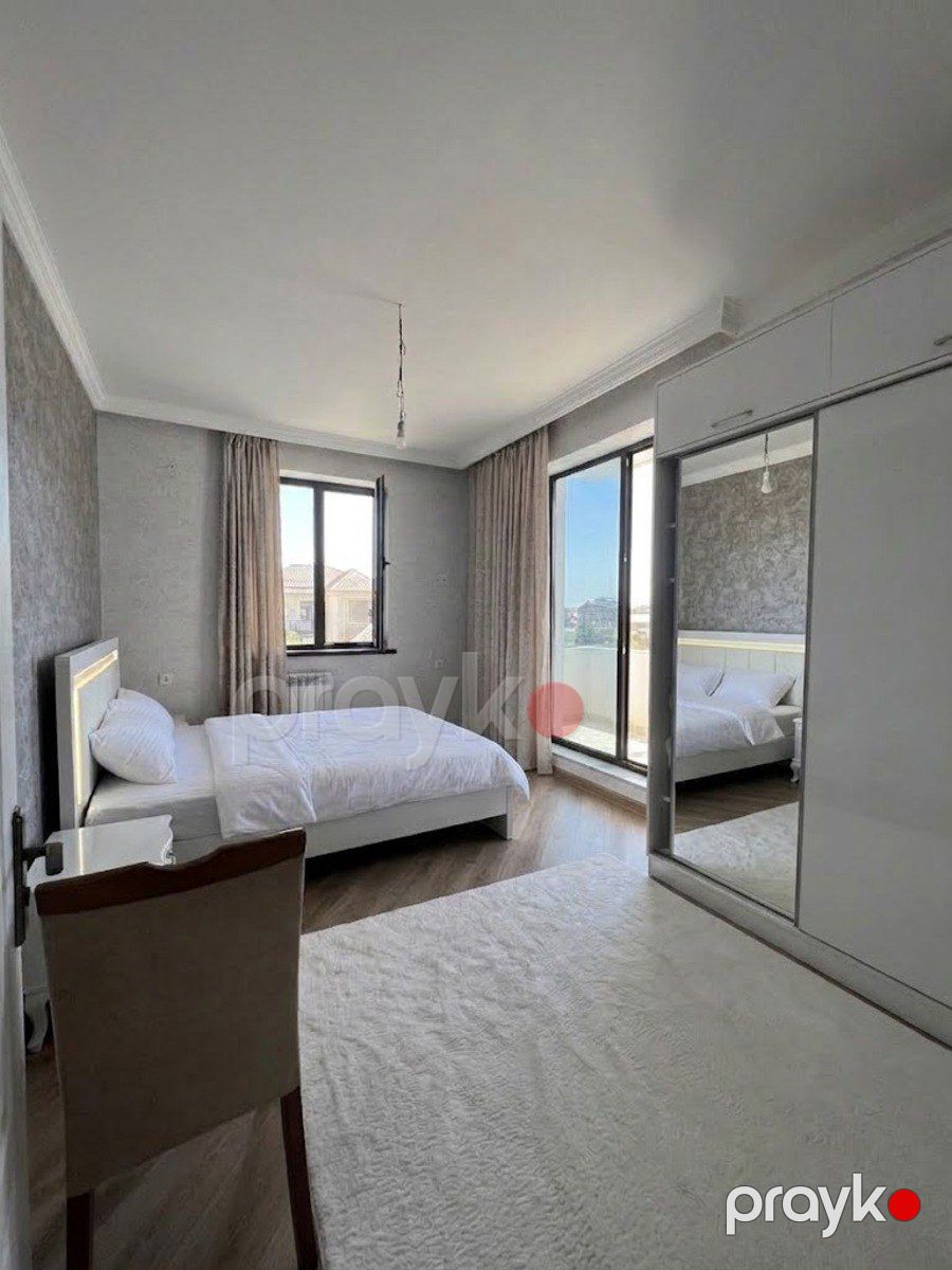 Satılır 5 otaqlı həyət evi/bağ evi 250 m² — Ev, villa, Bakı (4)