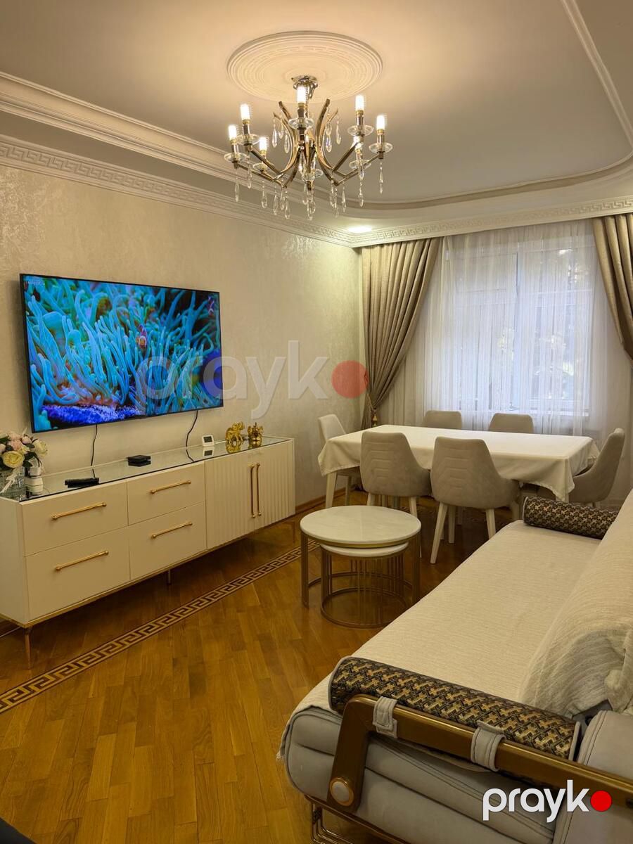 Satılır 2 otaqlı köhnə tikili 60 m² — Mənzil, Bakı (2)