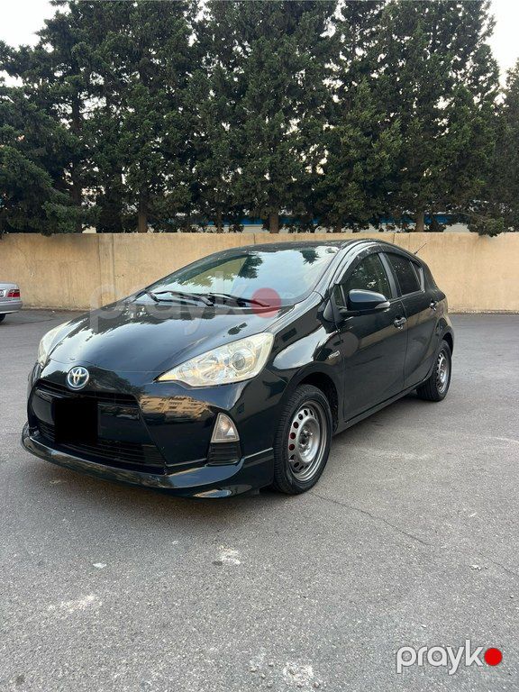 Toyota Aqua, 1.5 L, 0.9 kWh, 2015 il, 290 000 km — Avtomobillər, Bakı (2)