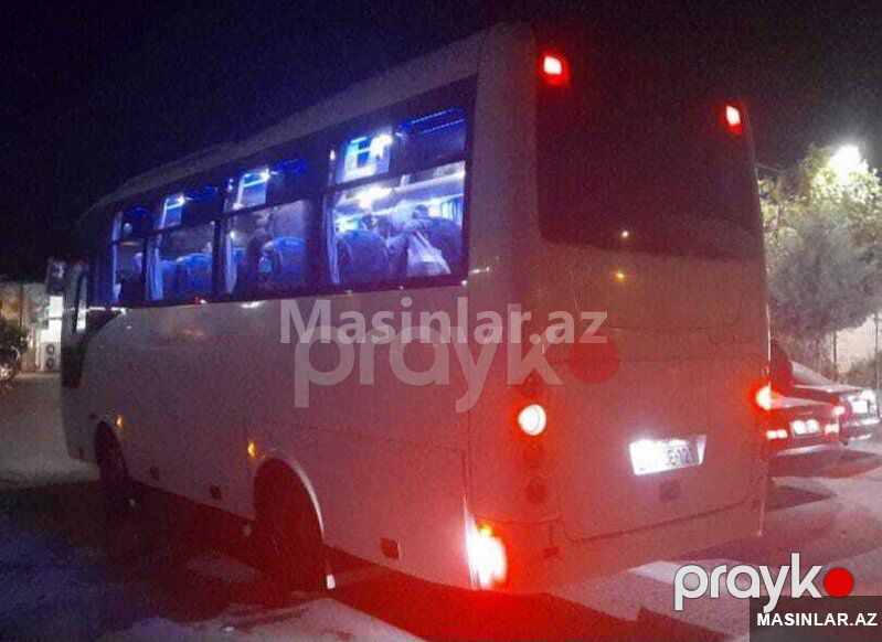 Isuzu isuzi, 2018 il — Minik avtomobili icarəsi, Bakı (7)