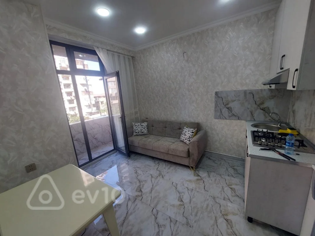 2 otaqlı mənzil, 55 m², Qara Qarayev — kirayə — Mənzil, Bakı (2)