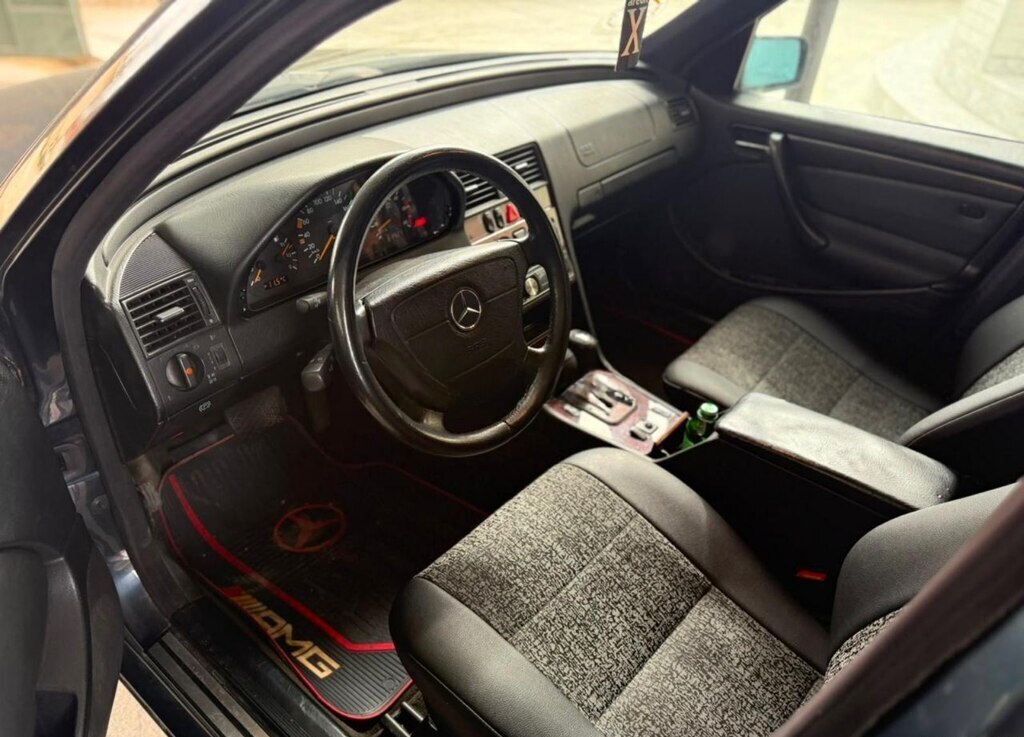 Mercedes C 220, 2000 il, 305500 km — Avtomobillər (8)