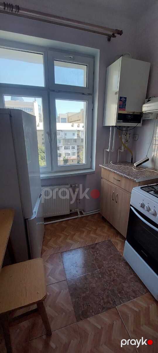 Satılır 2 otaqlı köhnə tikili 60 m² — Mənzil, Bakı (11)
