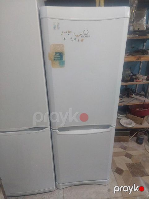 Soyuducu "İndesit" tam islek her birseyi qaydasindadir — Bakı