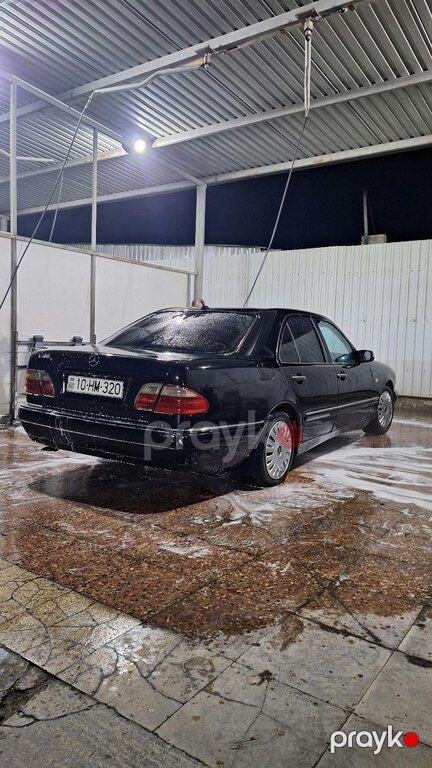 Mercedes E 320, 3.2 L, 1995 il, 320 000 km — Avtomobillər, Quba (5)