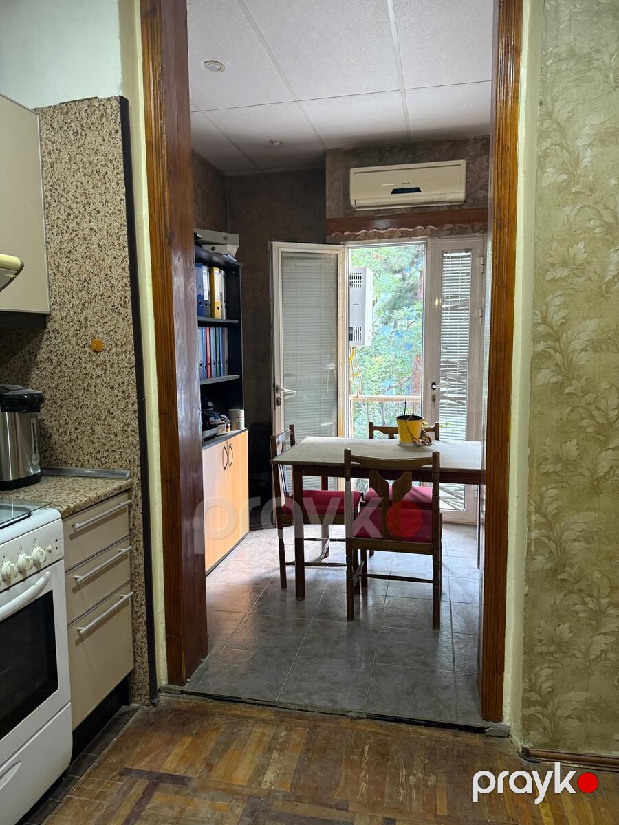 İcarəyə verilir 2 otaqlı köhnə tikili 62 m² — Mənzil, Bakı (7)