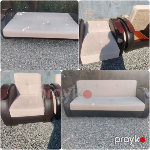 Divan desdi 200 azn.Unvan Bayıl. Divan və kreslolar açılır, bazalıdır