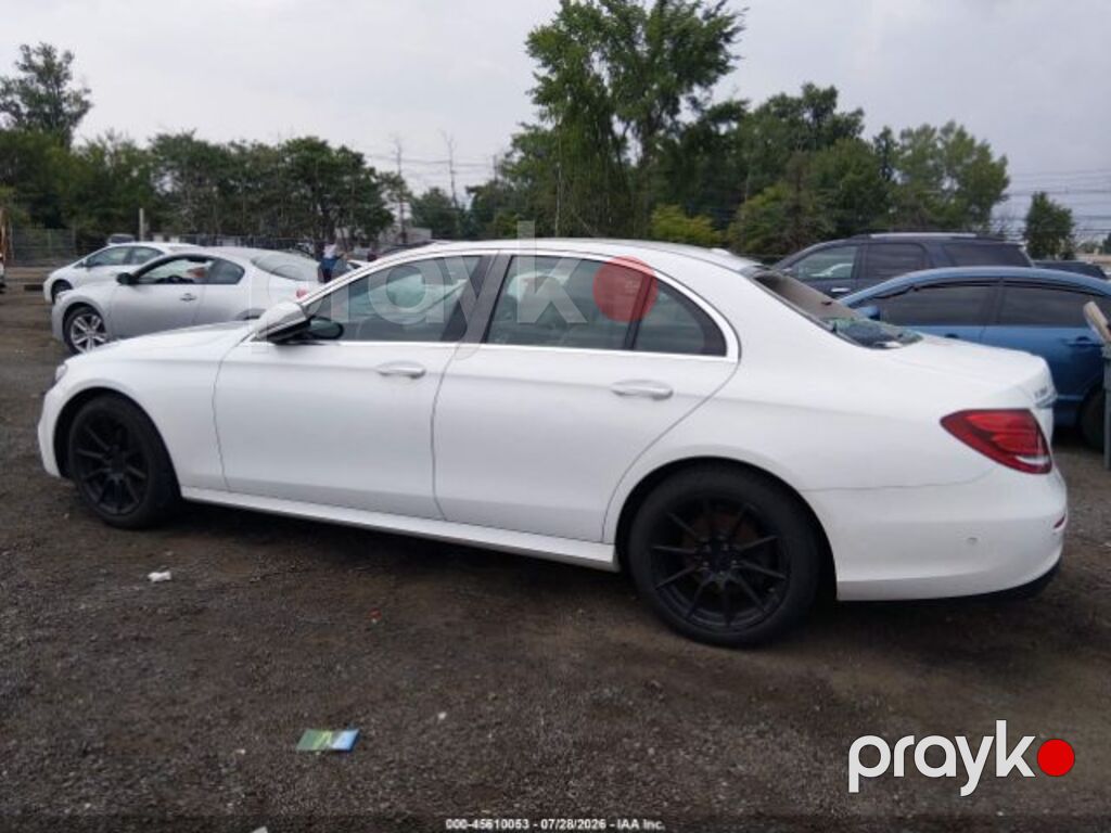 Mercedes E 300 4MATIC, 2.0 L, 2018 il, 186 555 km — Avtomobillər (8)