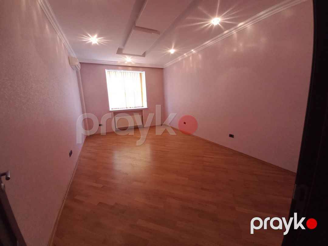 Satılır 4 otaqlı yeni tikili 216 m² — Mənzil, Bakı (10)