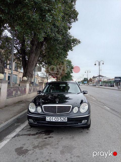 Mercedes E 220, 2.2 L, 2002 il, 334 000 km — Quba