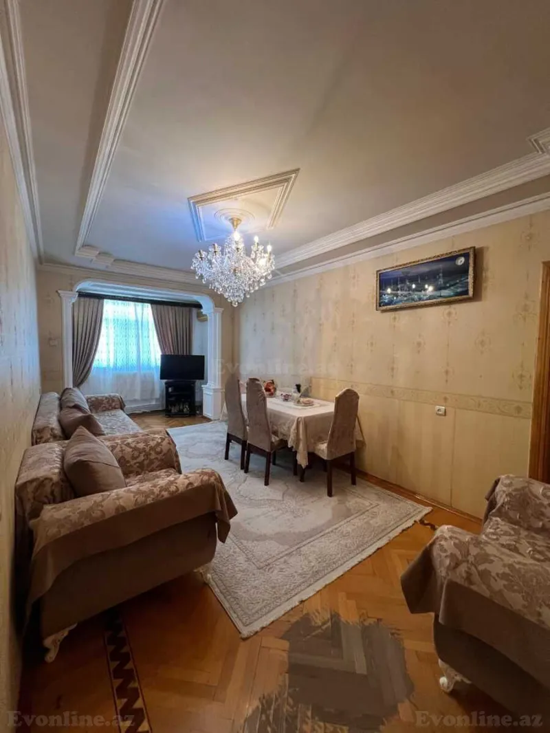 Satılır 5 otaqlı Mənzil Köhnə tikili 130 m² Bakı, Nəsimi r., Memar Əcəmi m., 4-cü mikrorayon — Mənzil, Bakı (2)