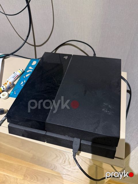 PlayStation 4 Fat 1TB — Bakı
