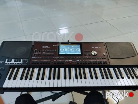 Sintezator Korg PA700 QT — Bakı