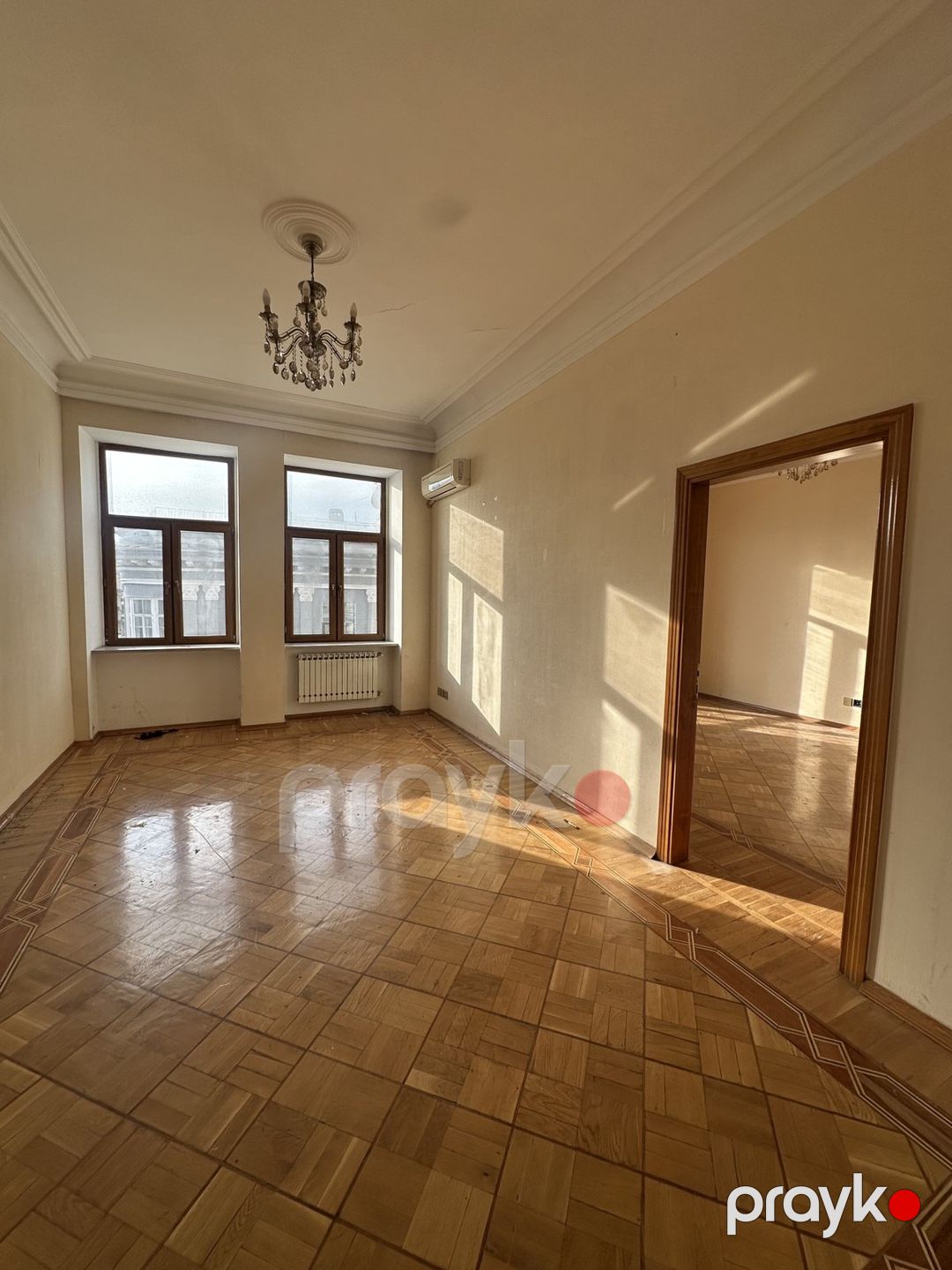 Satılır 6 otaqlı köhnə tikili 320 m² — Mənzil, Bakı (7)