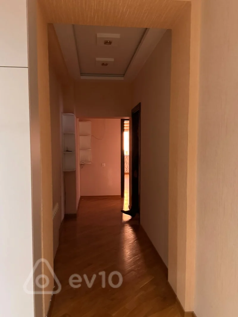 4 otaqlı mənzil, 120 m², Əsəd Əhmədov küçəsi — kirayə — Mənzil, Bakı (10)