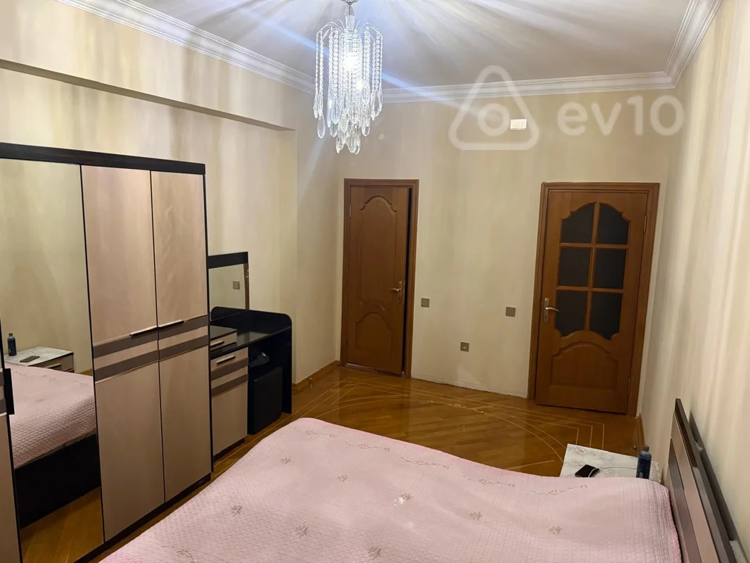 4 otaqlı mənzil, 212 m², Məmməd araz küçəsi — Mənzil, Bakı (8)