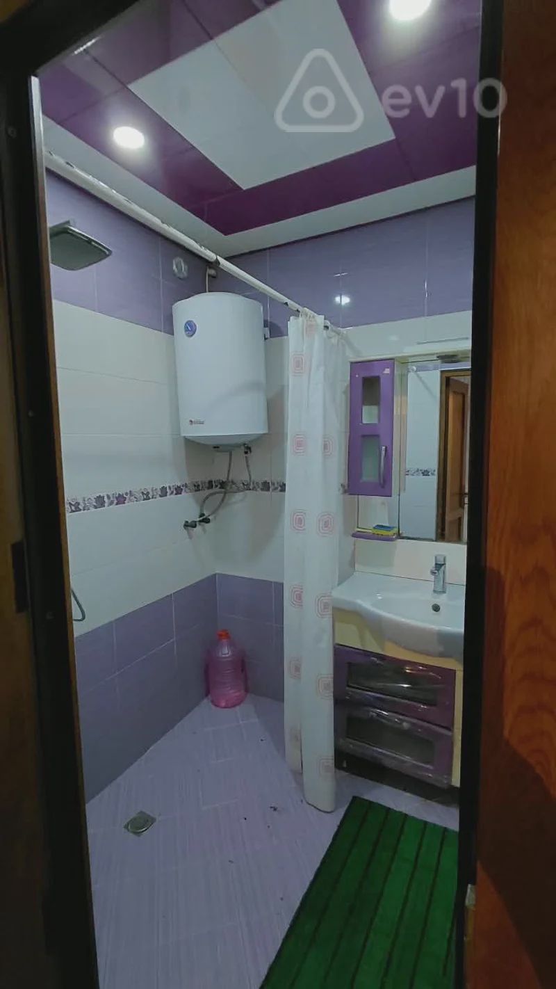 For rent: 3-room apartment (old building), 65 m² — Mənzil, Bakı (8)