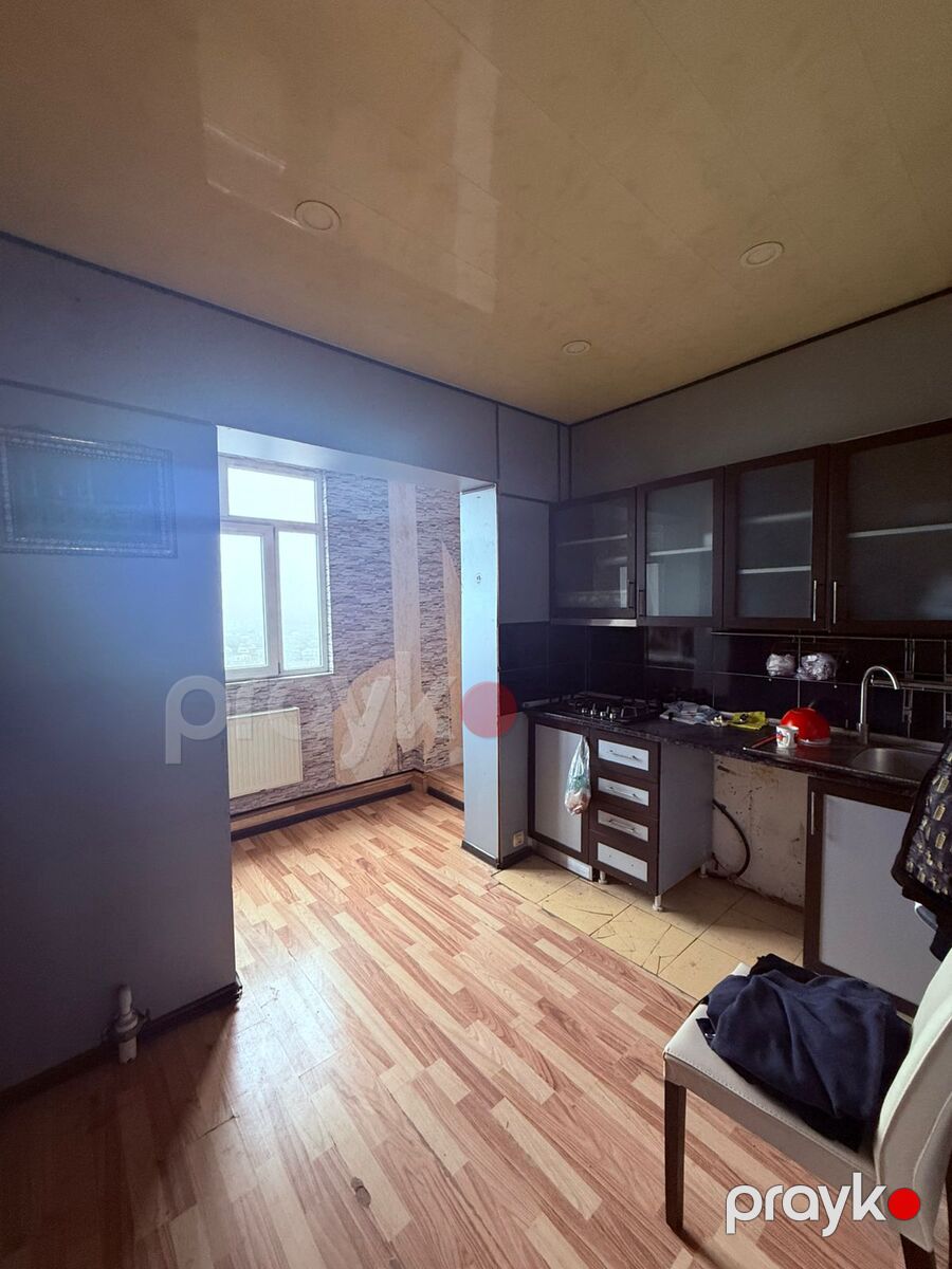 Satılır 4 otaqlı köhnə tikili 110 m² — Mənzil, Bakı (10)