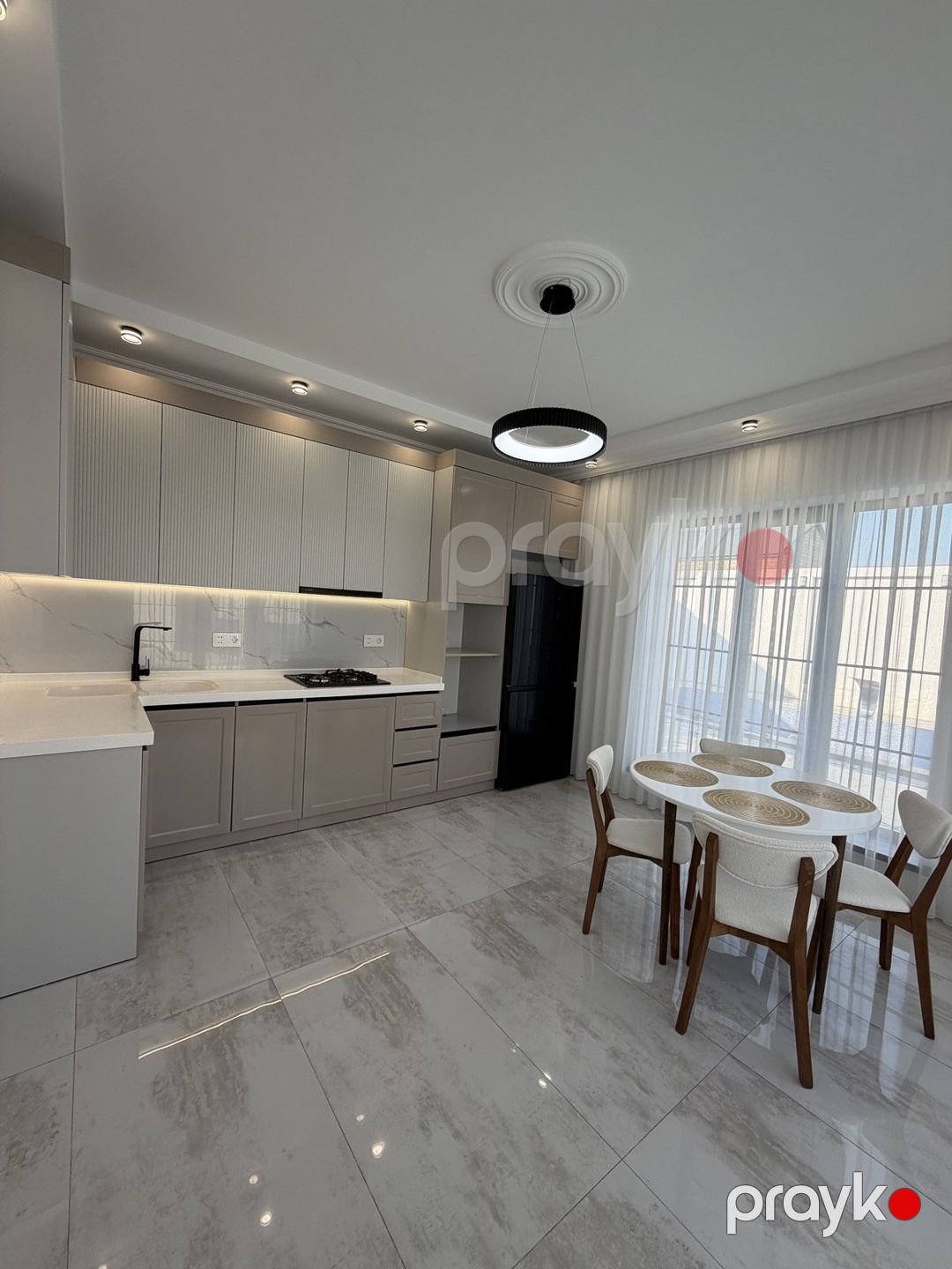 Satılır 4 otaqlı həyət evi/bağ evi 200 m² — Ev, villa, Bakı (11)