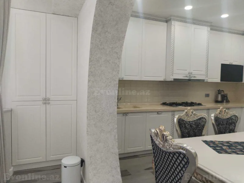 Satılır 3 otaqlı Mənzil Yeni tikili 140 m² Bakı, Yasamal r., Elmlər Akademiyası m — Mənzil, Bakı (8)