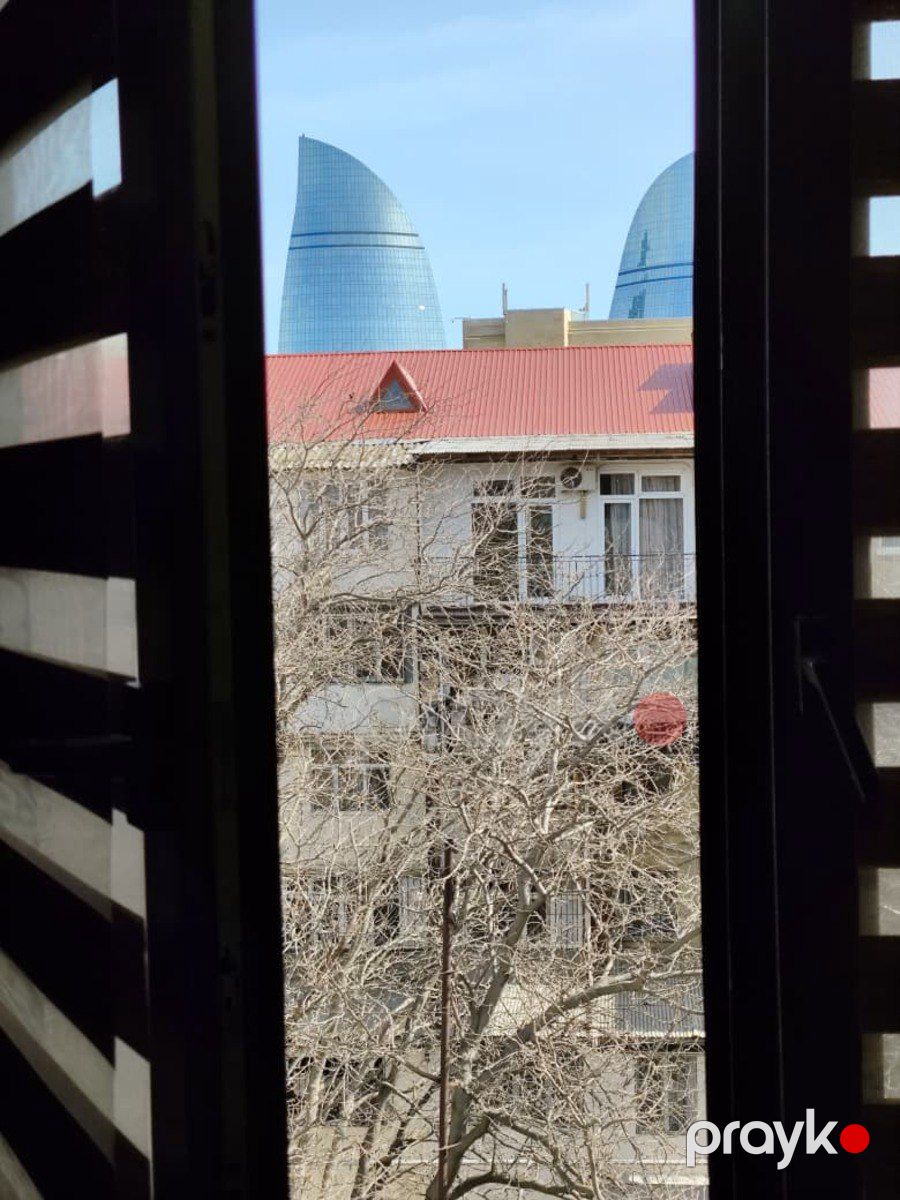 Satılır 2 otaqlı köhnə tikili 38 m² — Mənzil, Bakı (10)