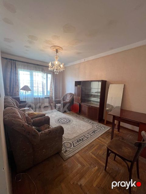 Satılır 3 otaqlı köhnə tikili 82 m² — Bakı