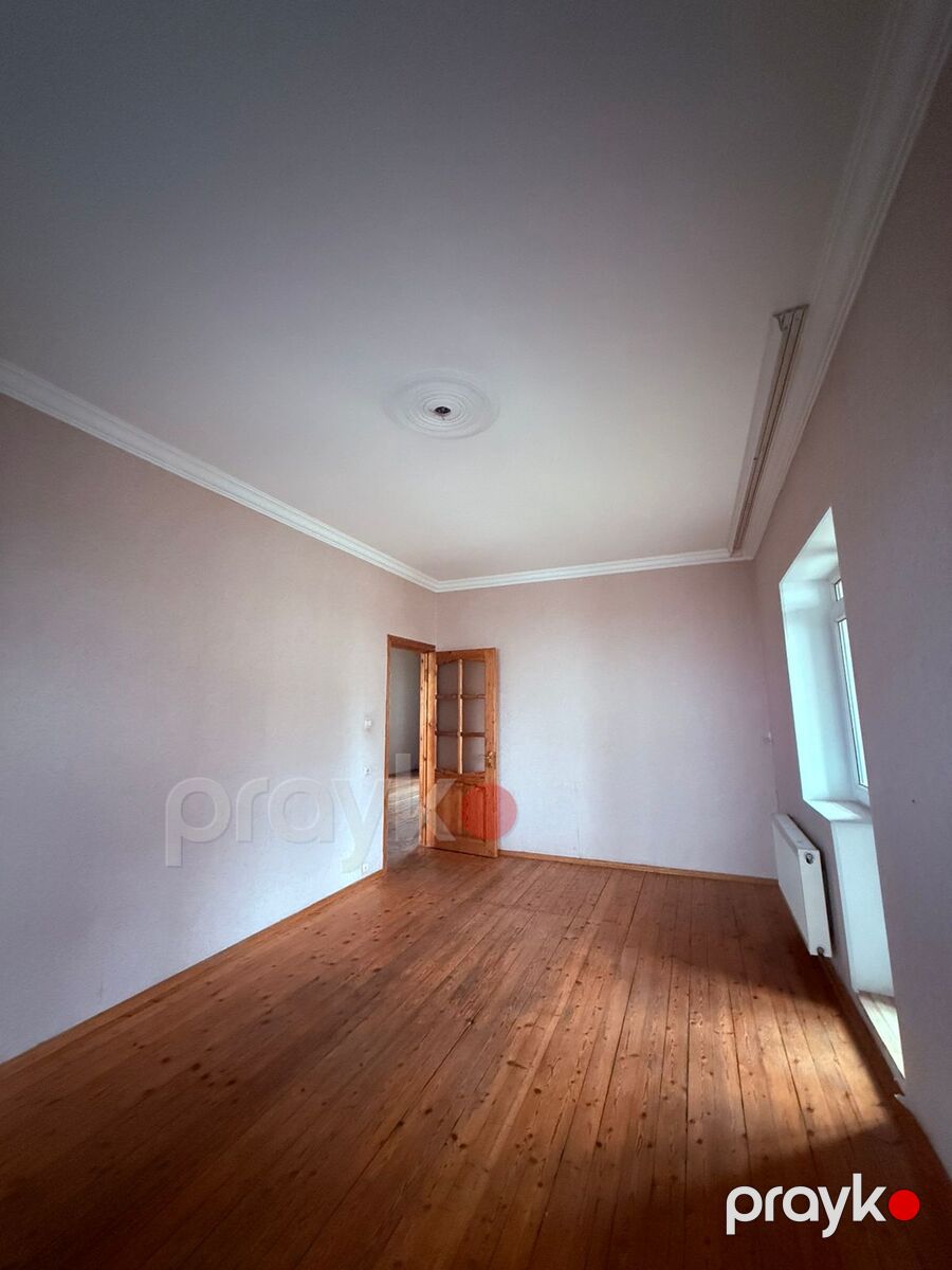 Satılır 4 otaqlı köhnə tikili 110 m² — Mənzil, Bakı (6)
