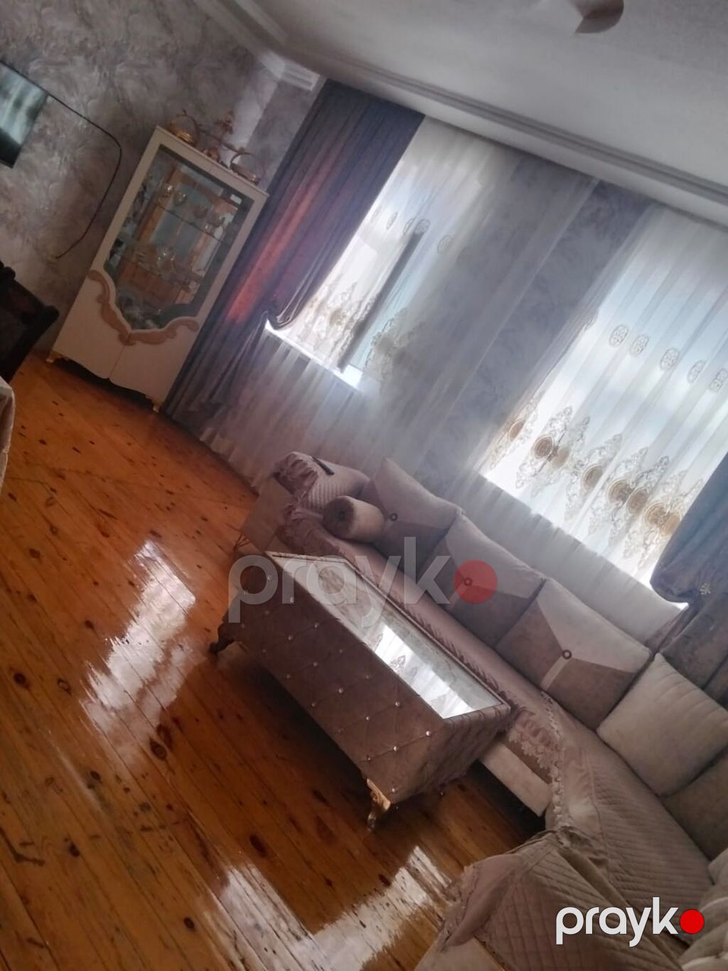 Ev Avtozavod qesebesinde yerlesir 2 sotun icinde 3 otaq 1 zal — Mənzil, Gəncə (7)