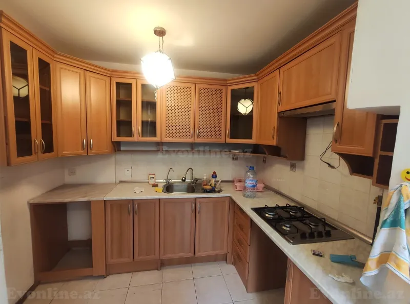 Kirayə verilir 3 otaqlı Mənzil Köhnə tikili 90 m² Bakı, Yasamal r., Elmlər Akademiyası m — Mənzil, Bakı (5)