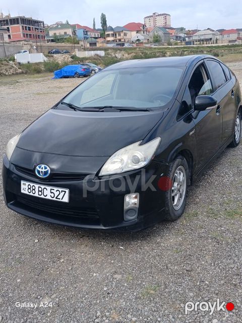 Toyota Prius, 1.8 L, 1.3 kWh, 2011 il, 400 000 km — Bakı