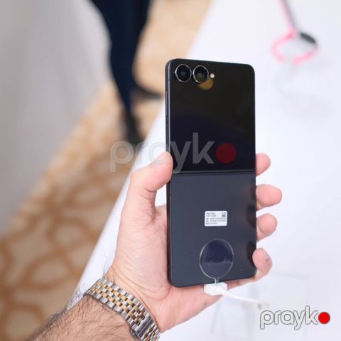 Samsung Galaxy Z Flip 7 Jet Black 256GB/12GB — Bakı