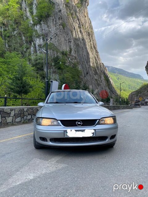 Opel Vectra, 1.8 L, 1996 il, 240 000 km — Quba
