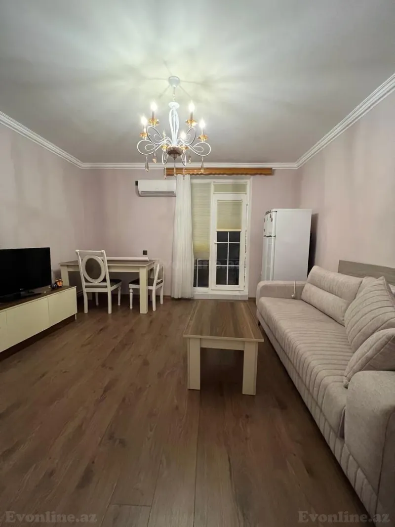 Kirayə verilir 2 otaqlı Mənzil Köhnə tikili 35 m² Bakı, Nərimanov r., Nəriman Nərimanov m — Bakı